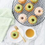 Nordic Ware Anniversary mini Pan Oro