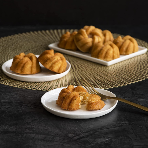 Nordic Ware 75th anniversary Mini Bundt - immagine 5
