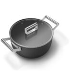 Smeg Cookware Casseruola bassa 2 manici con coperchio - colore Nero - immagine 4