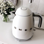 Smeg - Bollitore Bianco - Estetica 50's Style - immagine 4